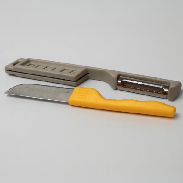 Traveling Knife With Peeler - Image 4